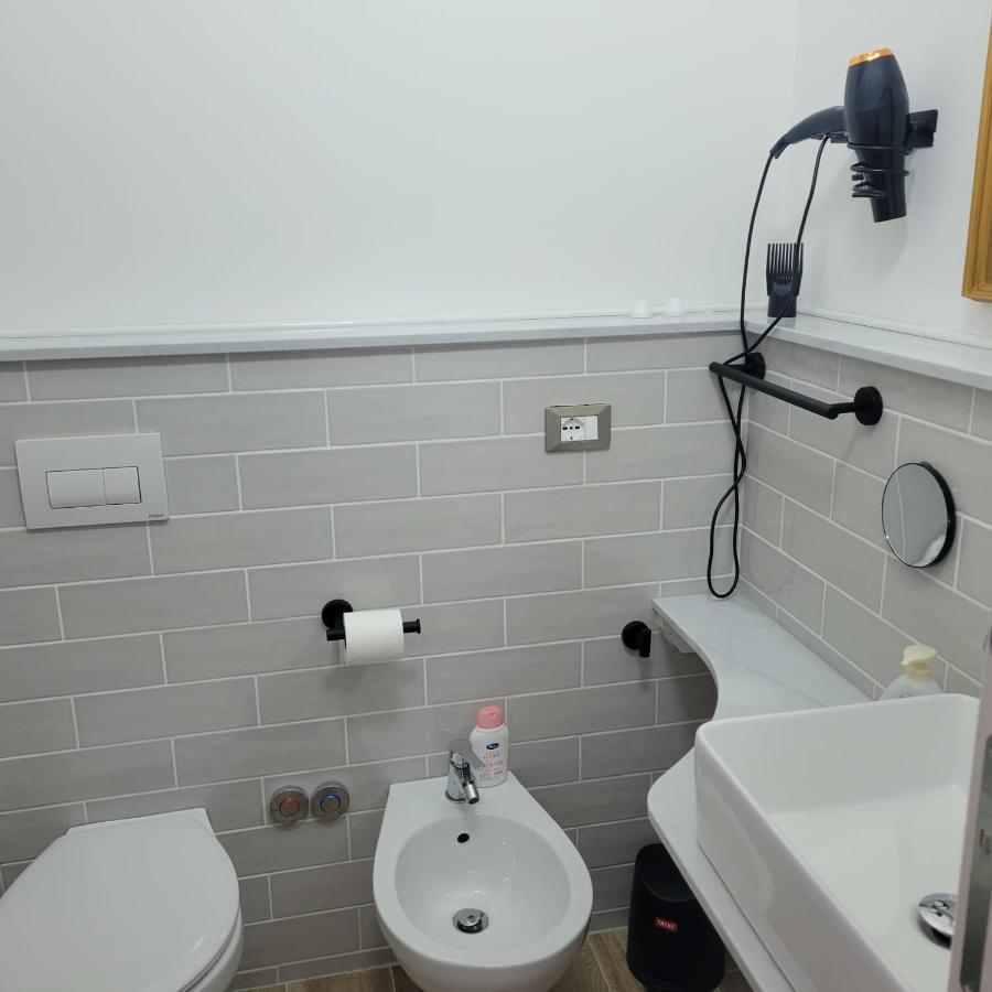 B&B Dei Sogni In Centro, Con Facilita Di Parcheggio Cosenza Exterior foto