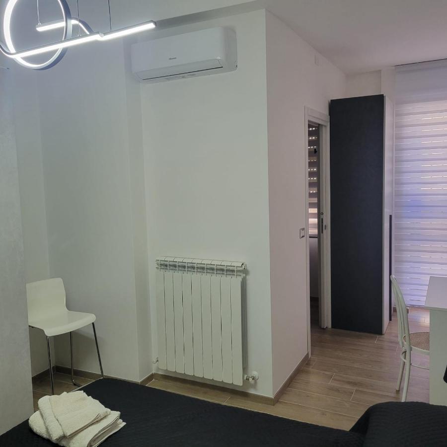 B&B Dei Sogni In Centro, Con Facilita Di Parcheggio Cosenza Exterior foto