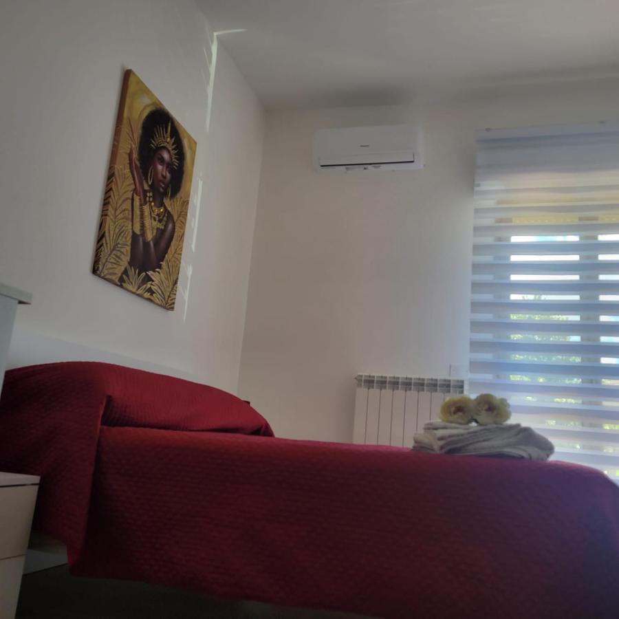 B&B Dei Sogni In Centro, Con Facilita Di Parcheggio Cosenza Exterior foto